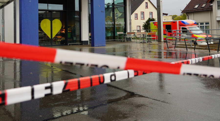 Die Tat ereignete sich in einem Supermarkt in Lemgo. Foto: picture alliance/dpa/Christian Müller | Christian Müller
