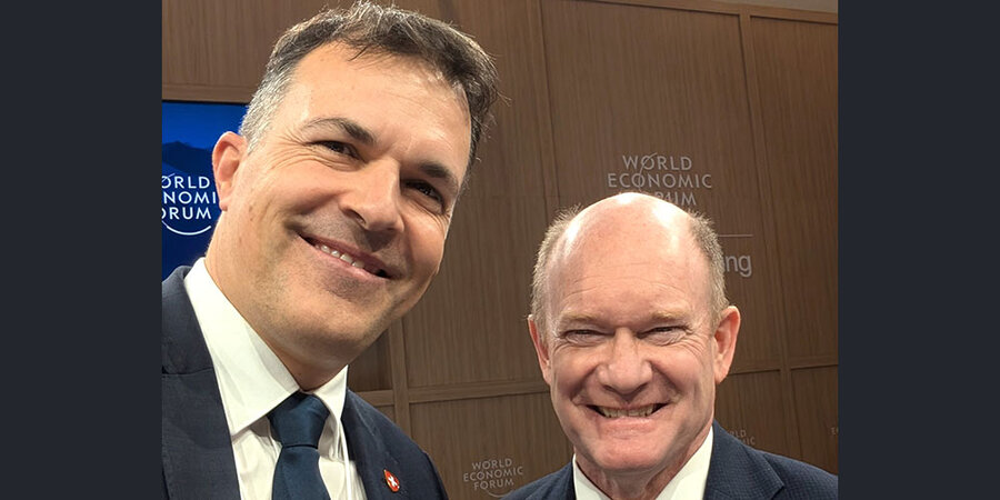 Marc Jost (l.) mit US-Senator Chris Coons.