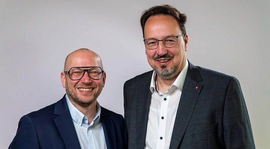Walfried Luft (l.) und Christoph Veit übernehmen die Geschäftsführung von „proChrist“. Foto: proChrist