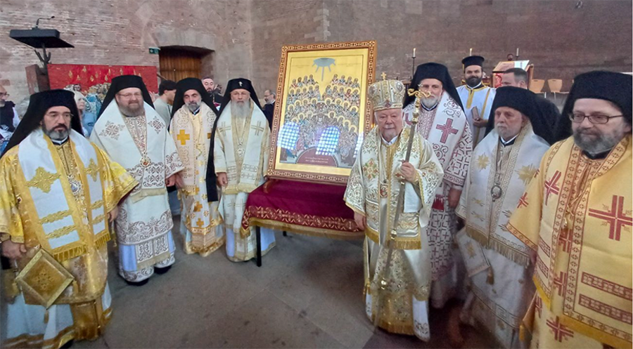 Feierliche Liturgie zum Jubiläum des Konzils von Nizäa in der historischen Konstantin-Basilika in Trier, geleitet von Metropolit Augoustinos von Deutschland. Foto: Orthodoxe Bischofskonferenz in Deutschland