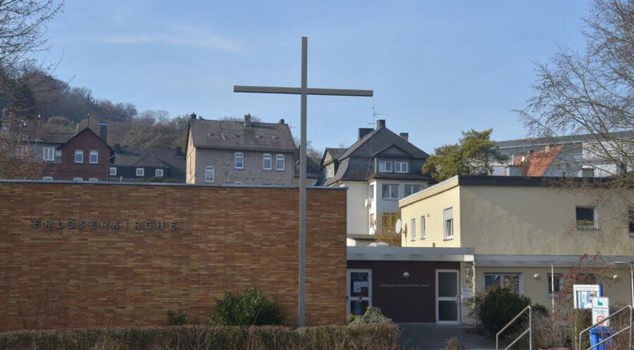 Die Evangelisch-methodistische Kirche hat die Erlöserkirche entwidmet. Foto: Lothar Rühl
