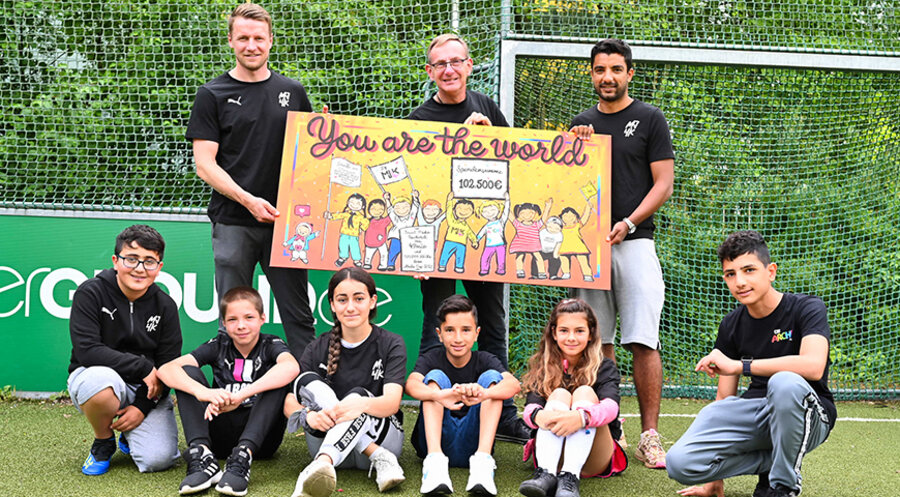 oben v. l.: Maik Franz, Bernd Siggelkow und Sami Allagui. Foto: Die Arche