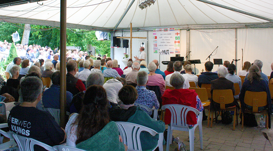 Gut besucht: Die Missionstage von WEC Deutschland in Eppstein bei Wiesbaden. Foto: Kristin Blumrich