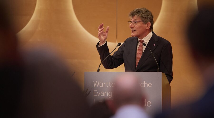 Landesbischof Ernst-Wilhelm Gohl warnte auf der Synodaltagung vor der AfD. Foto: Gottfried Stoppel