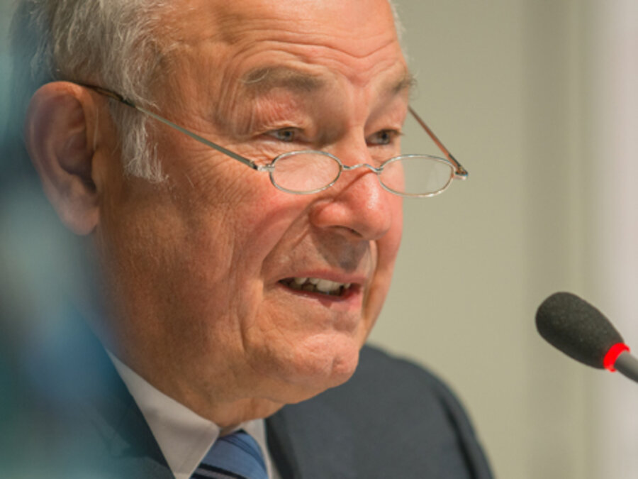 Der evangelische CSU-Politiker Günther Beckstein ist auch Vize-Präses der EKD-Synode. Foto: idea/kairospress