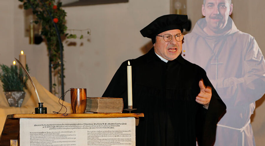 Lutz Barth als Martin Luther. Foto: Christina Heger