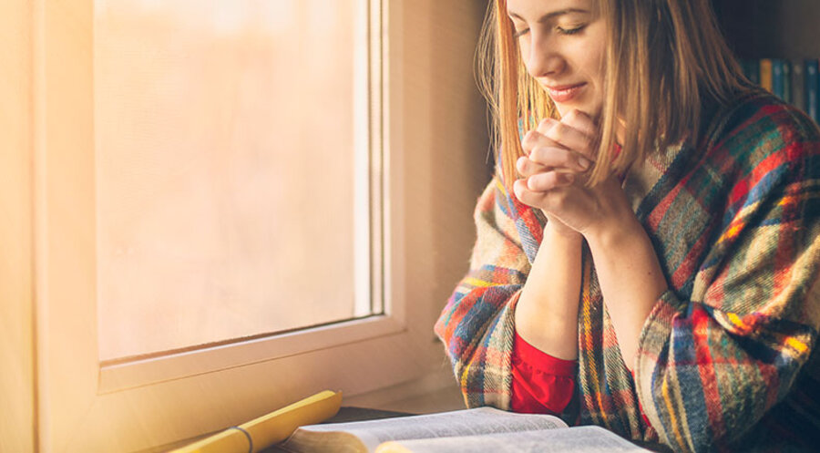 Welche Bibelverse sind für heute anwendbar? Foto: iStock/Tutye