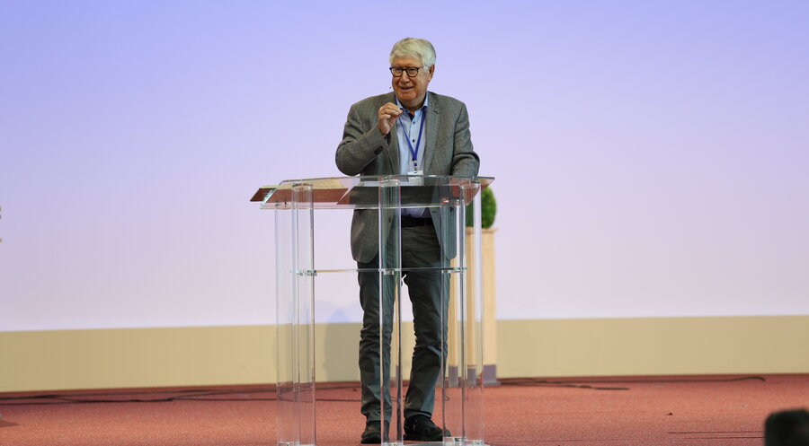 Der Gründer und frühere Hauptpastor der Evangelisch-Reformierten Freikirche Arche in Hamburg, Wolfgang Wegert, sprach auf der „Evangelium21“-Hauptkonferenz. Foto: Evangelium21/Timon Voss