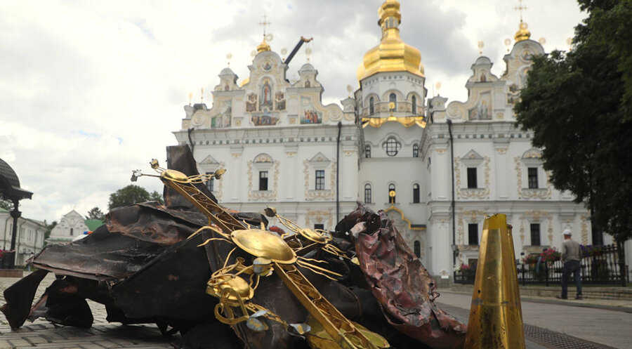 Das Kiewer Höhlenkloster war am 15. Juni bei einem russischen Drohnenangriff getroffen worden. Foto: IMAGO/Avalon.red