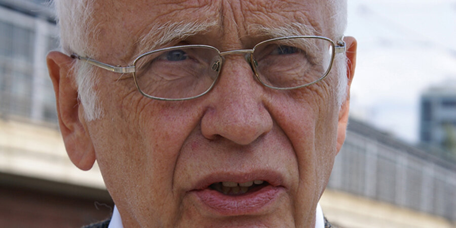 Der Präsident der Gesellschaft für bedrohte Völker International, Tilman  Zülch. Foto: GfbV-Archiv