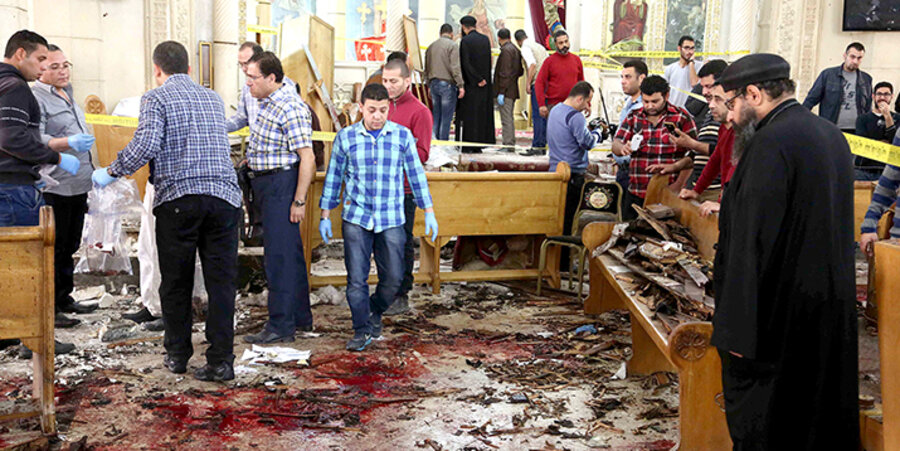 In Tanta im Nildelta war ein Sprengsatz in der St.-Georg-Kirche explodiert. Dabei waren 27 Christen getötet und 78 verletzt worden. Foto: picture-alliance/newscom