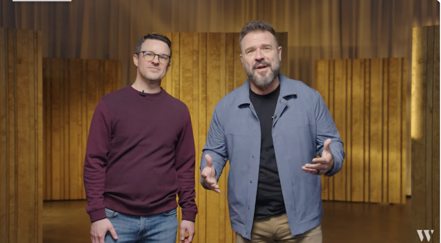 Shawn Williams (links) und Dave Dummitt sprachen auf YouTube über die personelle Veränderung bei Willow Creek. Screenshot: 
YouTube/Willow Creek Community Church