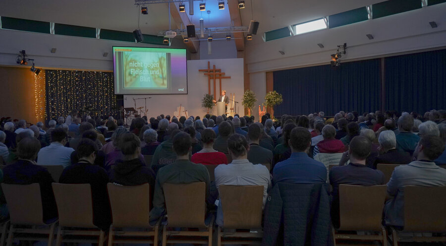 Die Teilnehmer der SMD-Herbstkonferenz befassten sich mit der gesellschaftlichen Polarisierung. Foto: SMD