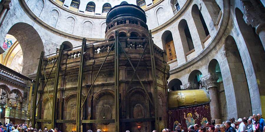 Die Grabeskirche in Jerusalem ist ein beliebtes Touristenziel. Foto: idea/kairospress