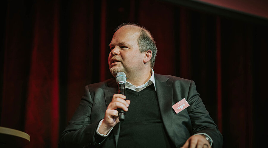 Der Leiter der Stabsstelle Digitalisierung im EKD-Kirchenamt, Christian Sterzik. Foto: IDEA/senses-matthiasschmitt.de