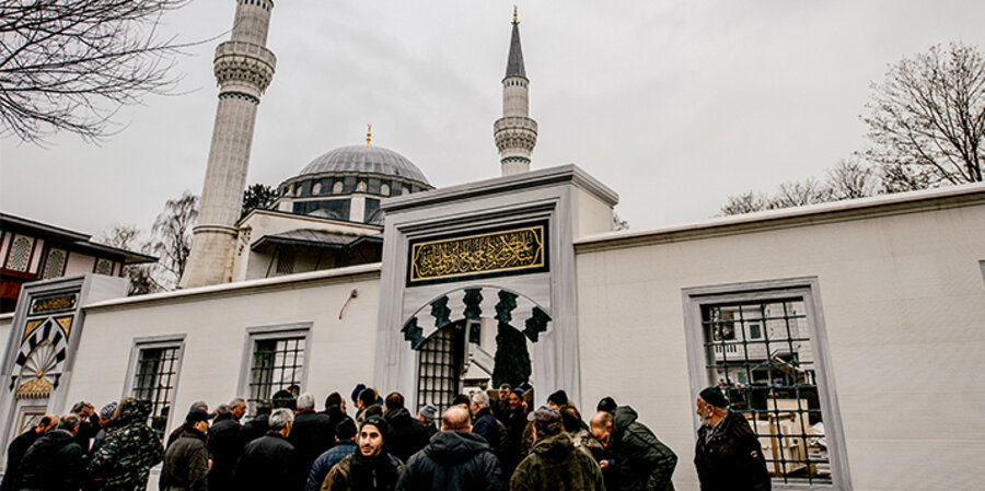 Die Sehitlik Moschee in Neukölln. Foto: picture-alliance/Robert Schlesinger