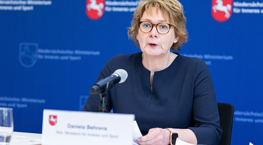 Gegen die Legalierung von Cannabis: Niedersachsens Innenministerin Daniela Behrens (SPD). Foto: Picture Alliance/dpa/Michael Matthey