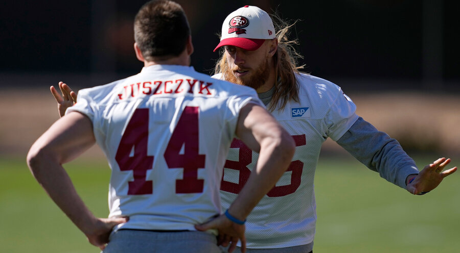 Spieler der San Francisco 49ers: Kyle Juszczyk (links) und George Kittle – sie treten im Finale an. Foto: picture alliance / ASSOCIATED PRESS | John Locher