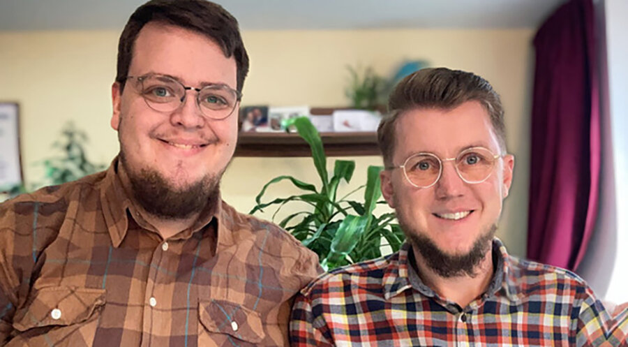 v. l.: Pastor Michael Klimpsch und Diakon Johann Derksen. Foto: Privat