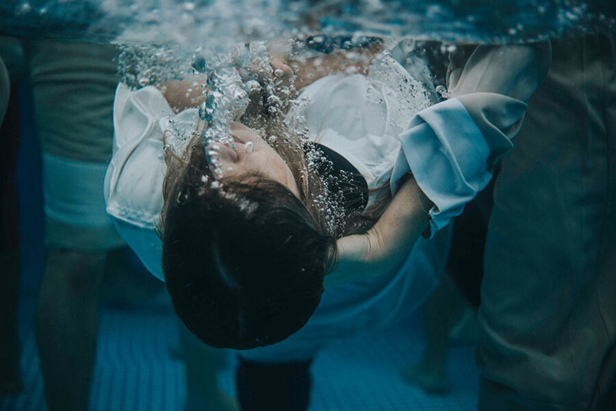 Nach Angaben der EKKW wird es in diesem Jahr im Kirchengebiet einige große Tauffeste geben. Symbolfoto: unsplash.com