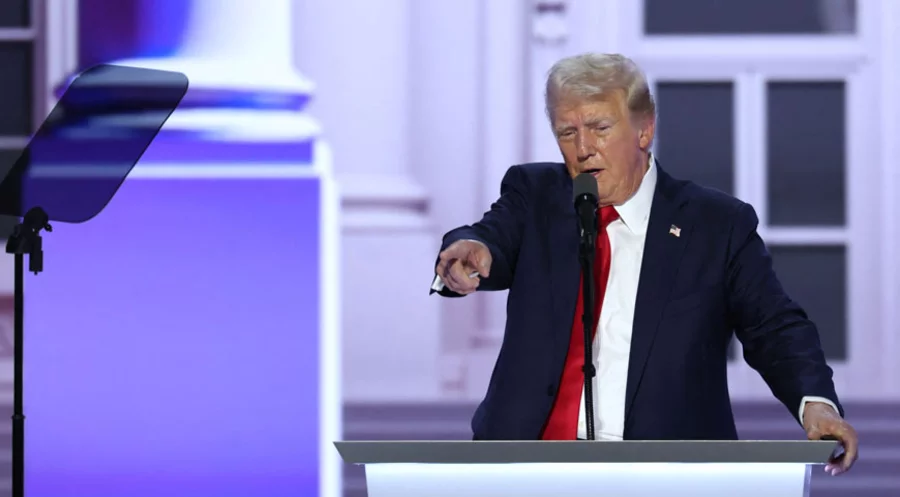 Donald Trumps Aufritt auf dem Parteitag der Republikaner in Milwaukee. Foto: picture alliance / REUTERS | Mike Segar