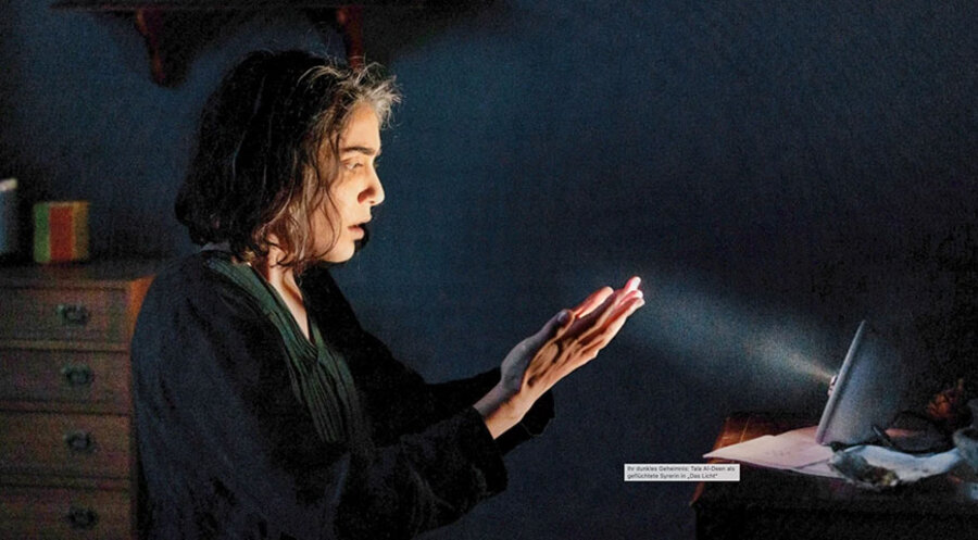 Szene aus „Das Licht“ mit Tala Al-Deen als Putzfrau Farrah. Foto: X-VERLEIH.DE; ZODIACPICTURES.COM