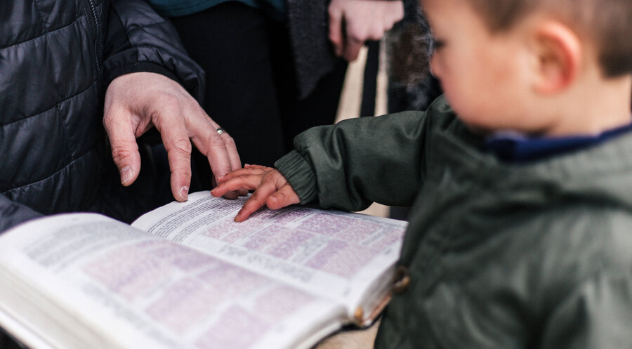 Den Angaben zufolge gaben acht von zehn Eltern an, dass sie mit ihren Kindern über den Ursprung des Lebens. Symbolfoto: unsplash.com