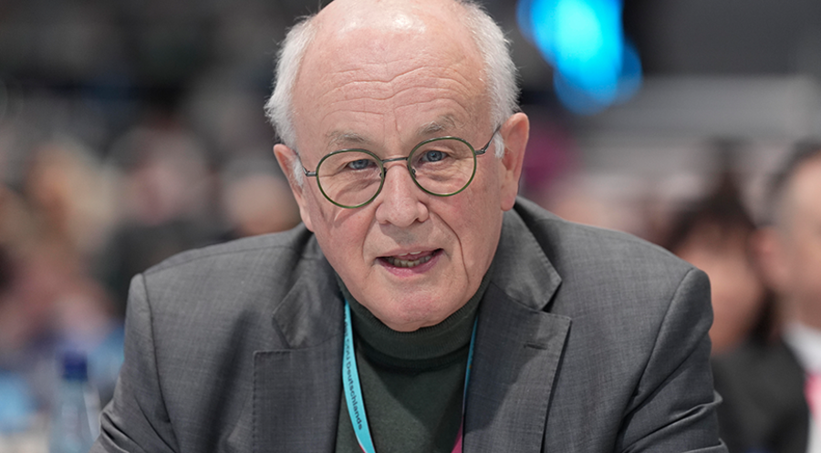 CDU-Mann Volker Kauder: „Wer seine religiöse Überzeugung lebt, muss sich dafür in unserem Land nicht rechtfertigen.“ Foto: picture alliance/Flashpic | Jens Krick