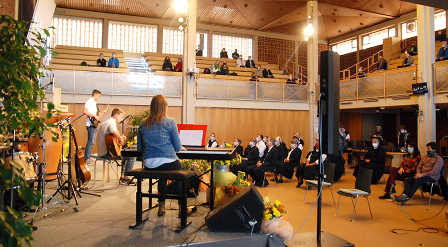 Die „Kommunitätsfeier“ des Lebenszentrums Adelshofen am 22. November. Foto: Hubert Weiler