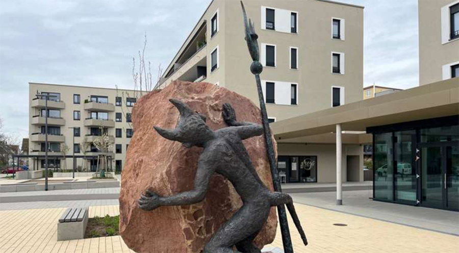 Die Skulptur steht im Heidelberger Stadtteil Kirchheim. Screenshot: Heidelberg 24/ Florian Römer