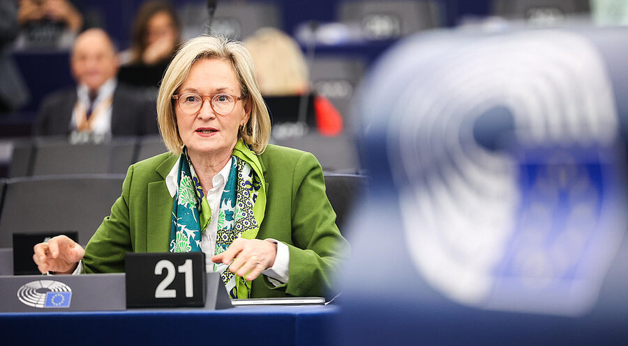 Die neue EU-Sonderbeauftragte für Glaubens- und Religionsfreiheit außerhalb der Union, Mairead McGuiness. Foto: picture alliance/Hans Lucas