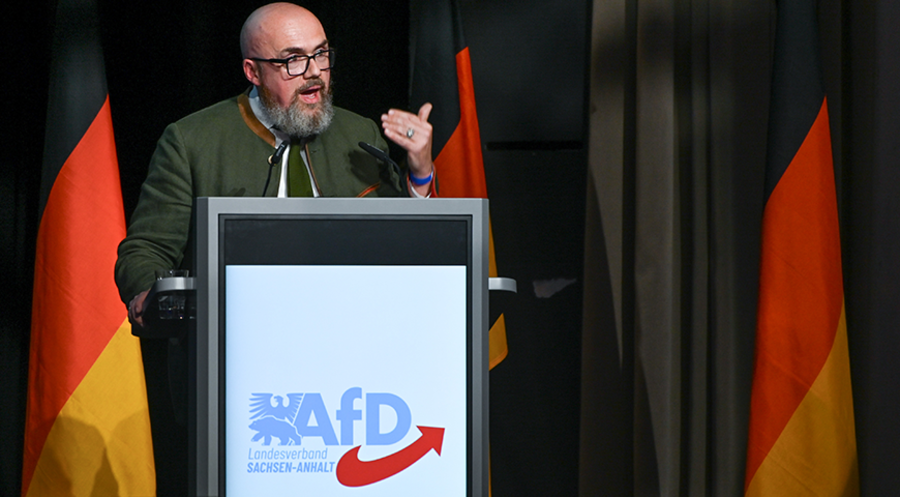 Hans-Thomas Tillschneider, religionspolitischer Sprecher der AfD-Fraktion in Sachsen-Anhalt: „Dieser Bischof macht ein Viertel der Bürger schlecht, in Sachsen-Anhalt sogar fast die Hälfte“ / Foto: picture alliance/dpa/Heiko Rebsch