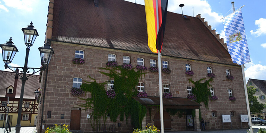 In öffentlichen Gebäuden gelten seit 1. Juni die Pflicht ein Kreuz anzubringen. Foto: pixabay.com