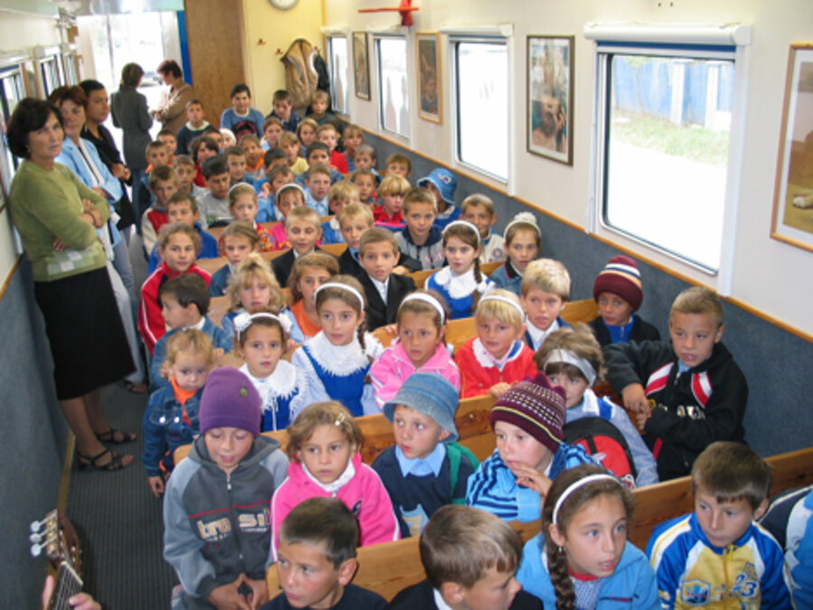 Seit 25 Jahren gibt es den „Rollenden Kindertreff“. Foto: PR