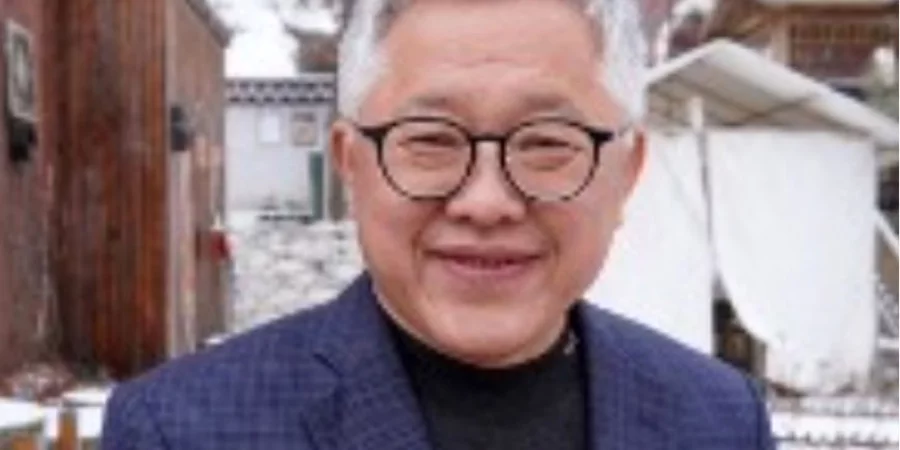 Der evangelische Pastor und Gründer der „Kirche von Zion“ Jin (Ezra) Mingri. Foto: Privat