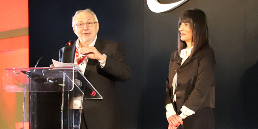 Die Libanesin Rita El-Mounayer (49) übernahm das Amt vom Gründer Terence Ascott (71). Foto: Sat-7