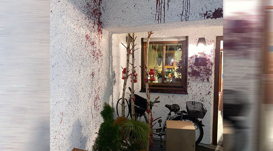Abtreibungsbefürworter beschmierten das Reihenhaus des Arztes und Lebensrechtlers Gero Winkelmann in München. Foto: Privat