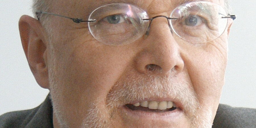 Der Theologe Rolf Hille, Honorarprofessor an der Freien Theologischen Hochschule Gießen, warnt vor einem falschen Verständnis der Zungenrede. Foto: Matthias Schmidt
