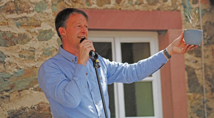 „Jesus hat es uns vorgelebt“: CVJM-Bundessekretär Denis Werth beim „Treffpunkt Altenberg“. Foto: Uta Barnikol-Lübeck