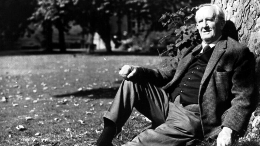 John Ronald Reuel Tolkien war bekennender Christ, Schriftsteller und Oxford-Professor. 