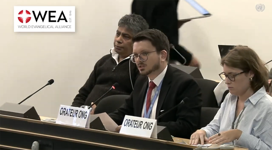 WEA-Repräsentant Markus Hofer: „Als Christen glauben wir, dass jeder Mensch die gleiche Würde und das Recht hat, in Frieden und Sicherheit auf seinem Land zu leben.“ 