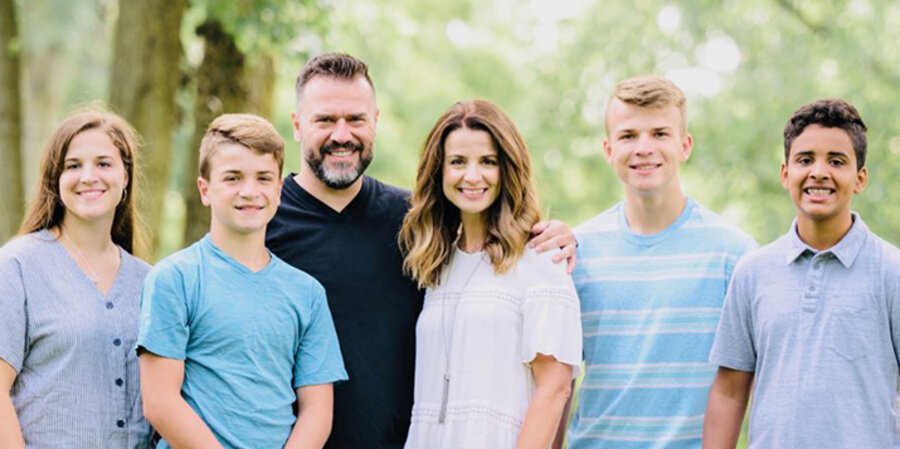 Der leitende Pastor von Willow Creek, Dave Dummitt, mit seiner Familie. Foto: willowcreek.org