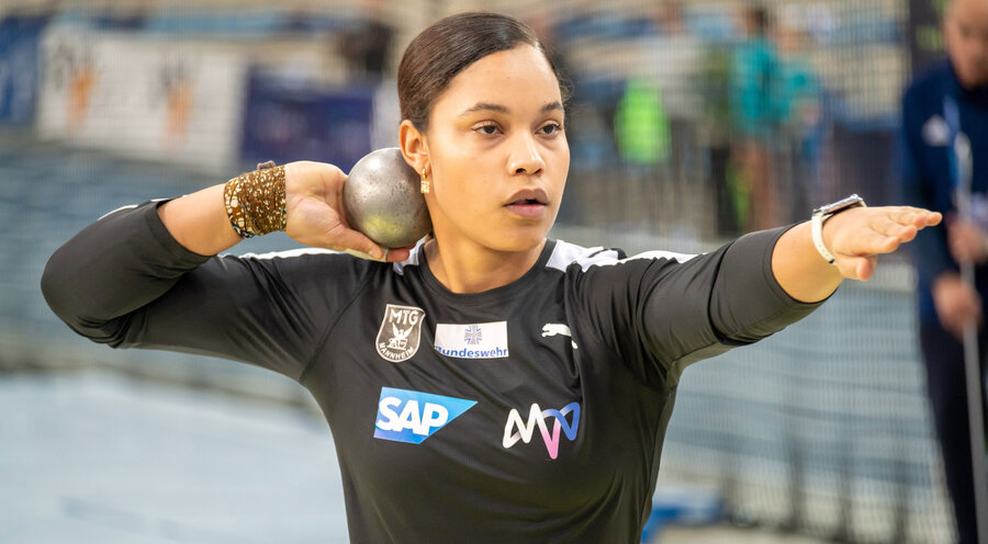 Die Christin und Athletin Yemisi Magdalena Ogunleye. Foto: picture alliance / DPPI media | Florian Frison