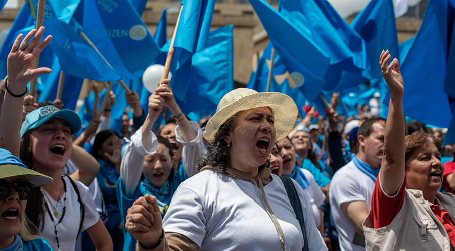 Demonstranten in der Stadt Bogota. Foto: Picture Alliance/Eric Cortas