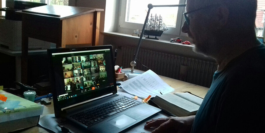 Freizeit per Mausklick: Per Video-Schalte trafen sich die Gäste während der Online-Freizeit mit Freizeitleiter Matthias Rapsch zum Austausch. Foto: Privat
