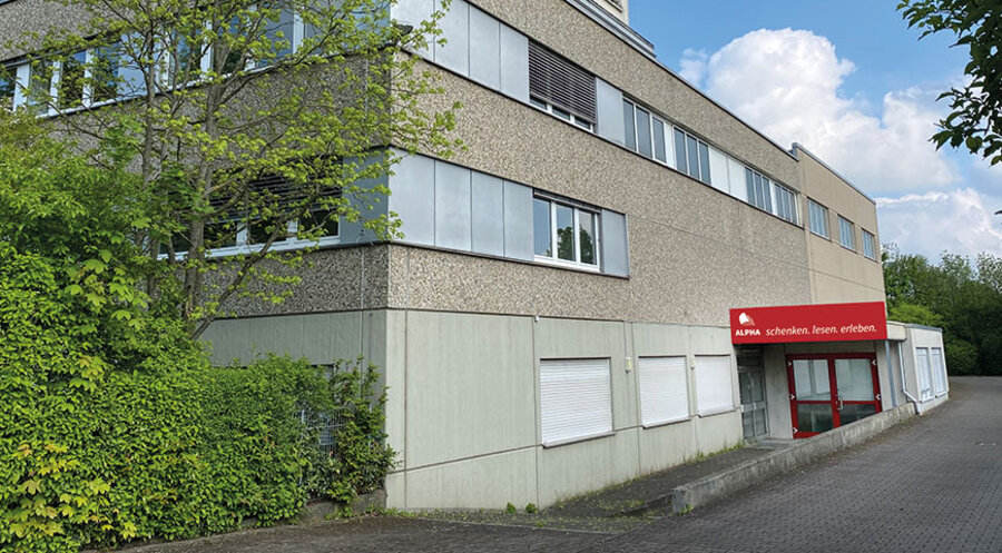 Das Verlagsgebäude des Brunnen Verlages im Industriegebiet West. Foto: Mechthild Roth