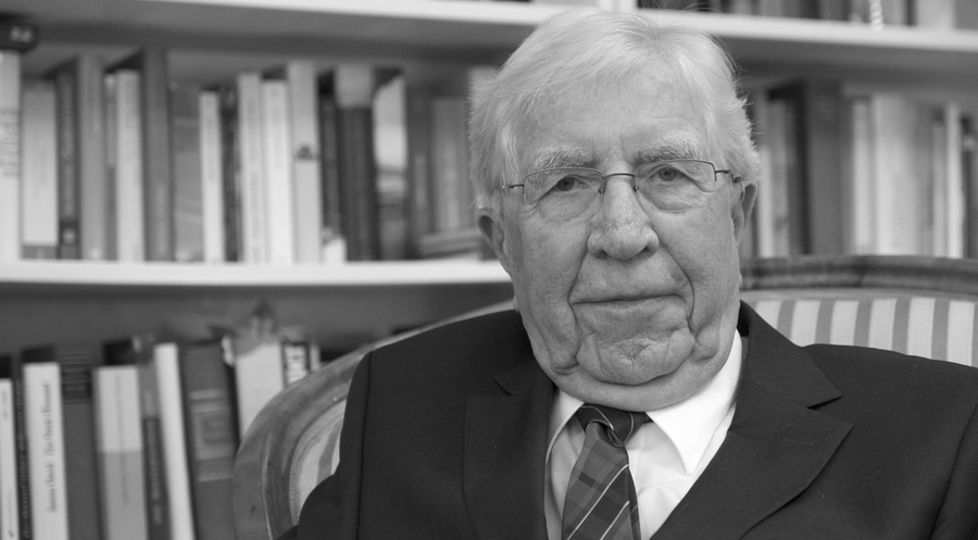 Der berlin-brandenburgische Altbischof Martin Kruse ist in der Nacht zum 29. April im Alter von 93 Jahren gestorben. Foto: Imago Images