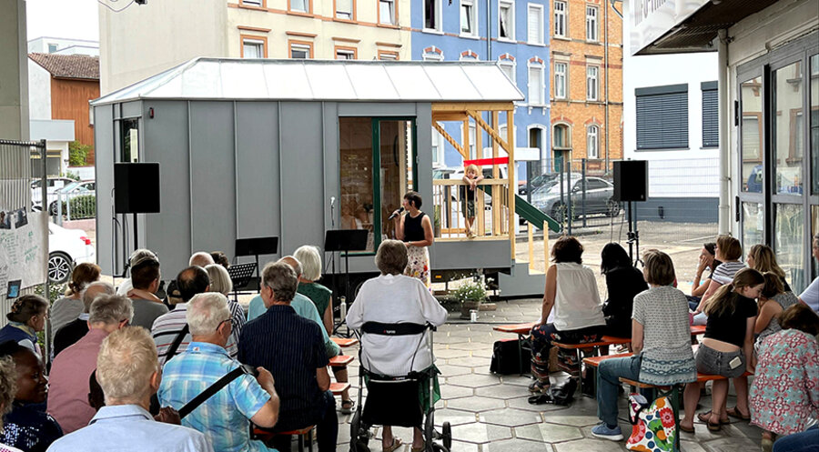 Die „TinyChurch“ FeG wird ab September durch die badische Kreisstadt fahren und verschiedene Aktionen anbieten. Foto: Pastor Matthias Graf