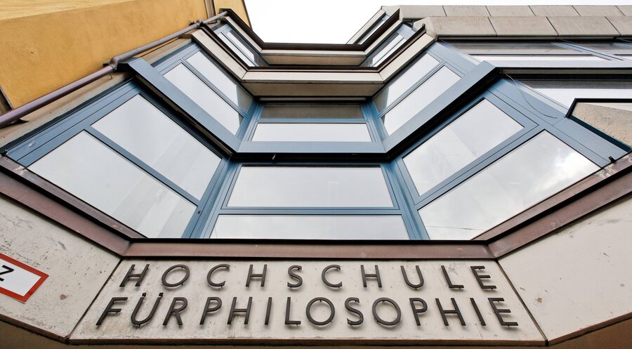 Nach Protesten sagte die Hochschule für Philosophie einen Vortrag von Sebastian Ostritsch ab. Foto: IMAGO / HRSchulz