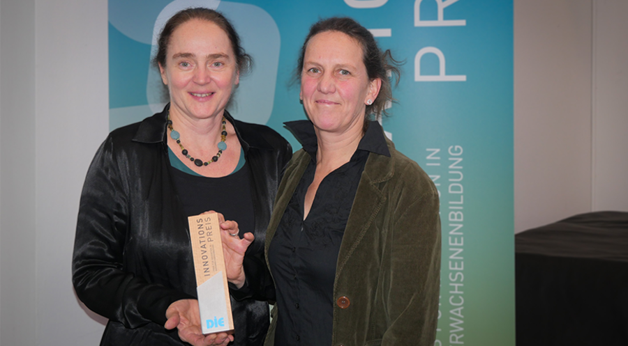 Sie leiten das Projekt kaffeepause: Kathleen Roth (li.) und Franziska Weiske. Foto: Sabine Schmerschneider, EEB Sachsen